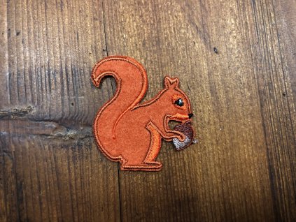 Nažehlovací aplikace Veverka