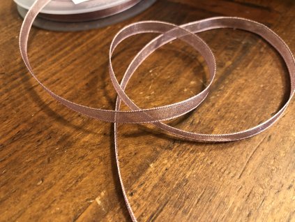 EFF7868F 2348 4324 A9E8 BF036253E749