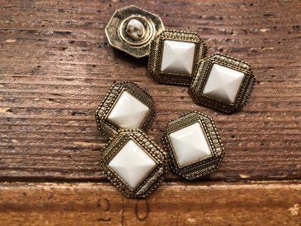 CEA50EC0 F848 4A68 8FB6 E4CC64300E29