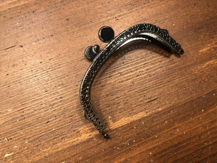 B7EFE8BD B569 492E 83E2 FBAA074B9843