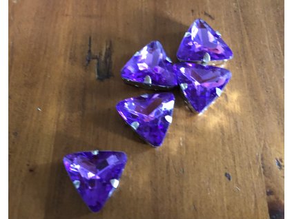 EFEB7614 BFFA 4CCA B9CF 2631A849D6C7