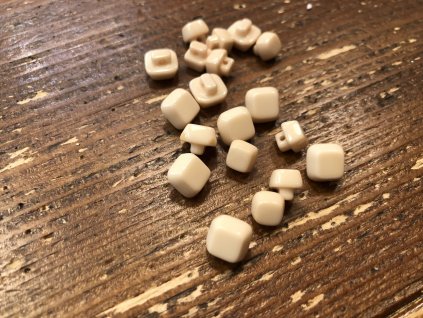 E8C6C2F2 DFC3 416B AFDA 2EF4695D55CB