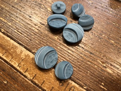 Plastový knoflík "La Luna" v modré barvě