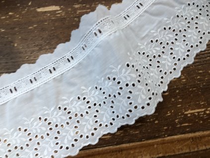 Široká bílá madeira, 13cm