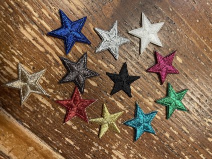 Aplikace ve tvaru hvězdy s metalickou niti, 2,7cm
