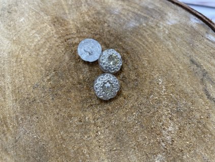 Stříbrný skleněný knoflík s kamínkem, 18mm