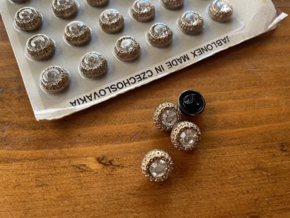 Zlatý skleněný knoflík s kamínkem, 18mm