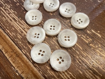 Bílý mramorový knoflík 28mm