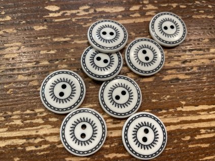 Černo bílý knoflík s motivem slunce 21,6mm