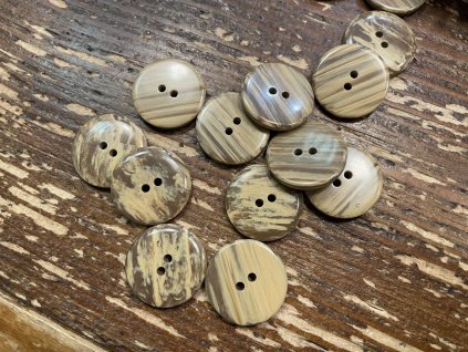Žluto hnědý žíhaný knoflík 19,1mm