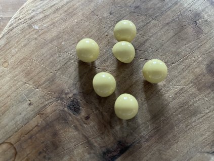 Okrový knoflík-bochánek, 10mm