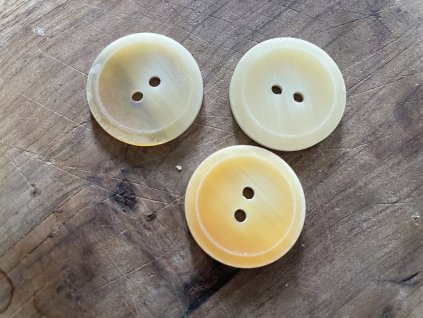 Kabátový knoflík z paroží, 2,6cm