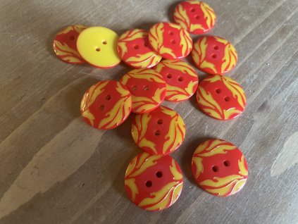 Červeno-žlutý knoflík s ornamentem, 20mm