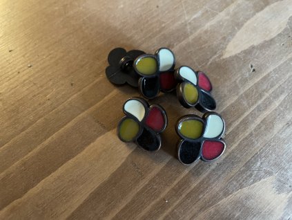 Knoflík ve tvaru kytičky měděné barvě, 20mm