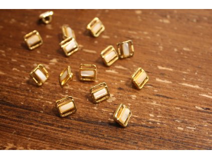 Zlatý knoflík s perleti, 11mm