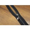 Černý zip s tmavým kovem, 16cm, 55cm