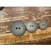 Matný  hnědý knoflík 26,7mm , 21,6mm , 16,5mm