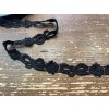Černá krajka s máslíčky ve stylu DG, 1,8cm
