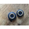 Tmavé modrý čtyřdírkový knoflík se zlatým středem, 22mm a 24mm