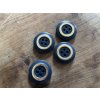 Tmavé modrý čtyřdírkový knoflík se zlatým středem, 22mm a 24mm
