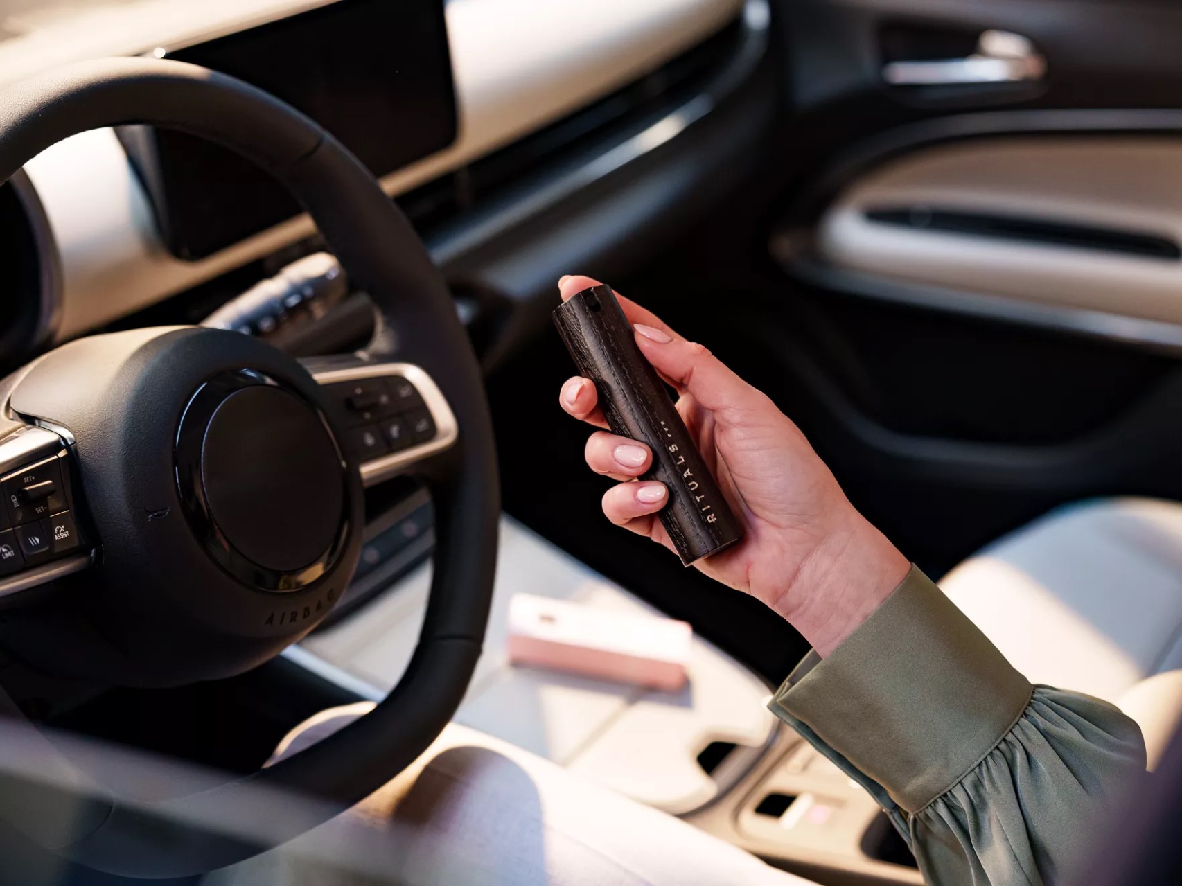 Luxury Car Perfume Kit