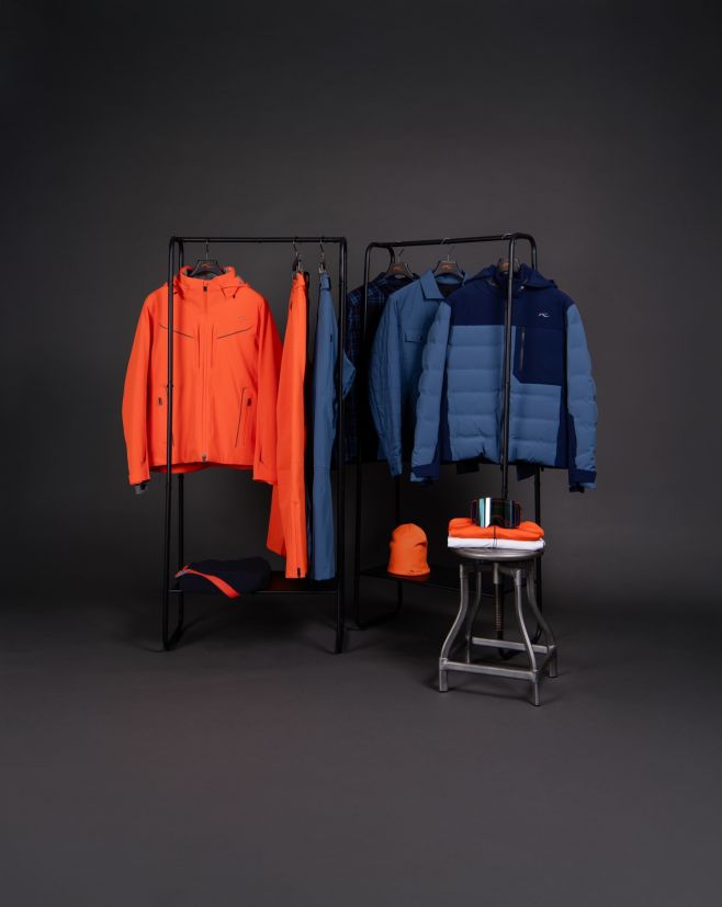 Pánská kolekce KJUS Nejste si jistí kombinací barev? Tahle kolekce ukazuje, jak to může fungovat – a rádi vám s výběrem...