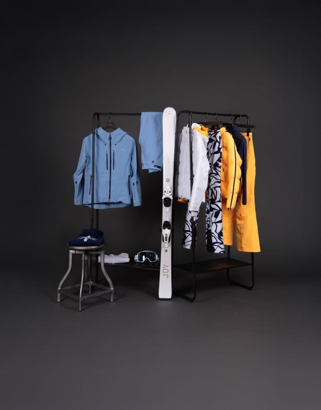 Dámská kolekce KJUS Barvy, které spolu ladí a na svahu vyniknou. Pokud si nevíte rady, jsme tu pro vás a pomůžeme doladit...