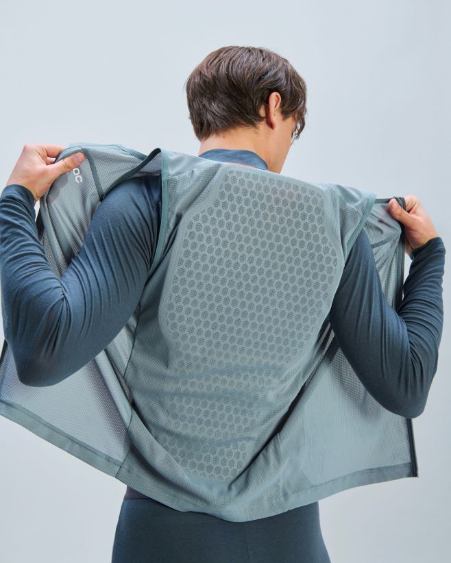 Lehká a flexibilní ochrana páteře, která vás chrání při pádu.⛑️ POC Spine VPD Air Vest – pohodlí a bezpečí v jednom.💪🏽...