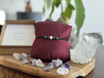 Ručně pletený Shamballa náramek - Měsíční kámen a Malachit