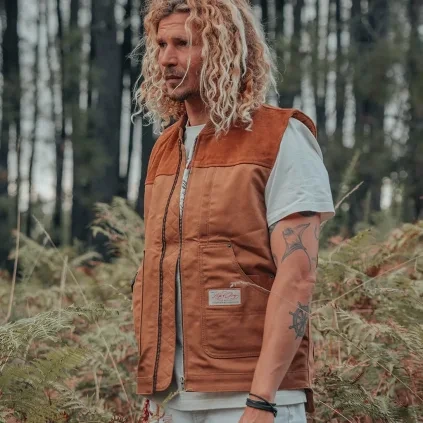 Age of Glory Cabin Vest - Caramel