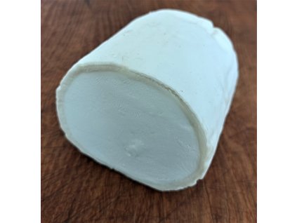 Goat's cheese with rind