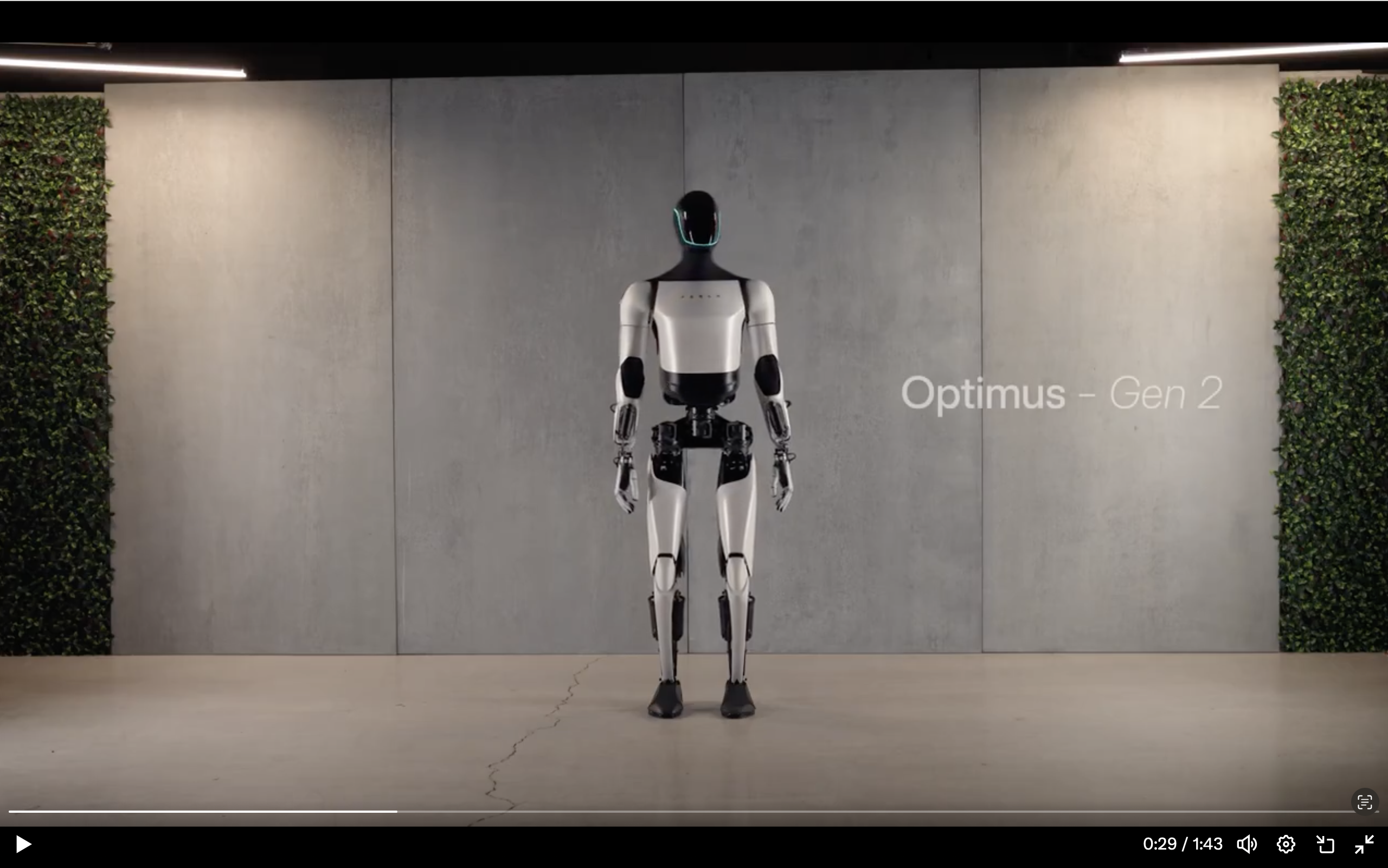 Třetí prototyp Tesla Bota Optimus