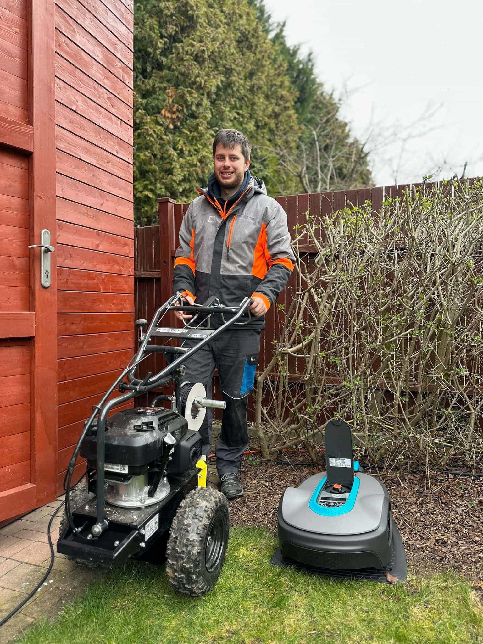 Instalace robotické sekačky Gardena v Kolovratech