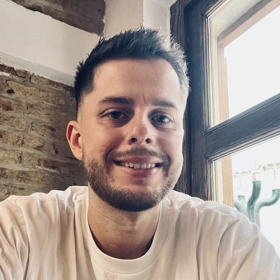Michael Boháček – technik instalací robotických sekaček