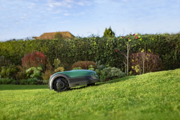 Nové modely robotických sekaček Robomow