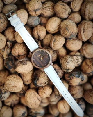 #woodenwatch #handcrafted #rucnivyroba #drevenehodinky #protiproudu #adversoflumine #robswooddesign #nature...