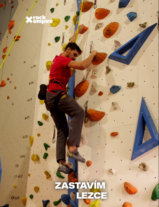 Jak začít lézt na stěně: EPIZODA 4 - Správné jištění na Toprope – dobírání lana a bezpečné spouštění