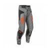 Kalhoty KNETIC SYM, FLY RACING - USA 2025 (šedá/oranžová/černá) (Veľkosť 28)