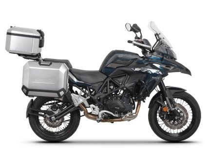 Kompletní sada hliníkových kufrů SHAD TERRA, 48L topcase 47L/47L boční kufry, včetně montážní sady a plotny SHAD Benelli TRK 502 X 2022 -