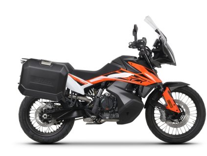 Kompletní sada bočních černých hliníkových kufrů SHAD TERRA BLACK 36L/47L , včetně montážní sady SHAD KTM 790 Adventure (R)