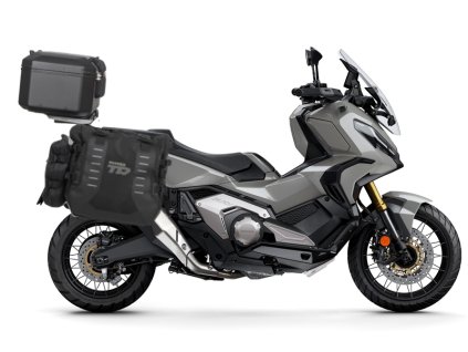 Kompletní sada bočních adventure brašen SHAD TERRA TR40 a  černého hliníkového 48L topcase, včetně montážní sady SHAD SUZUKI DL 1000 V-Strom/ DL 1050 V-Strom