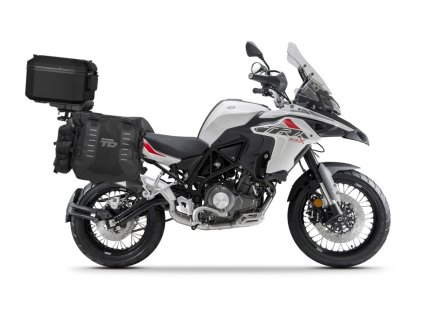 Kompletní sada bočních adventure brašen SHAD TERRA TR40 a hliníkového 55L vrchního kufru, včetně montážní sady SHAD BENELLI TRK 502X