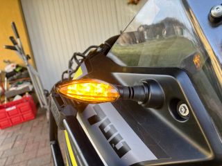 💡✨ Chceš, aby tvoje Yamaha Tenere 700 vynikla nejen výkonem, ale i stylem? Sada LED blinkrů od Camel ADV promění tvou...