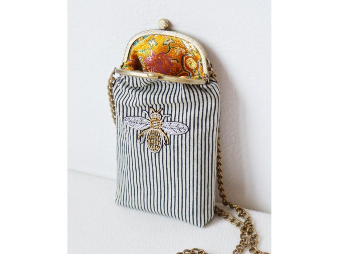 25BEA2D2 2180 4D01 B493 010C4295A508