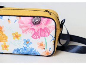 Mini kabelka s květy zalitými sluncem