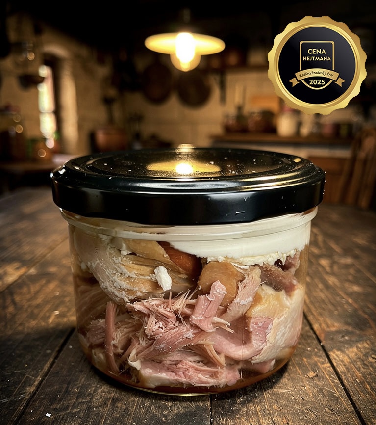 Uzené vepřové koleno ve vlastní šťávě