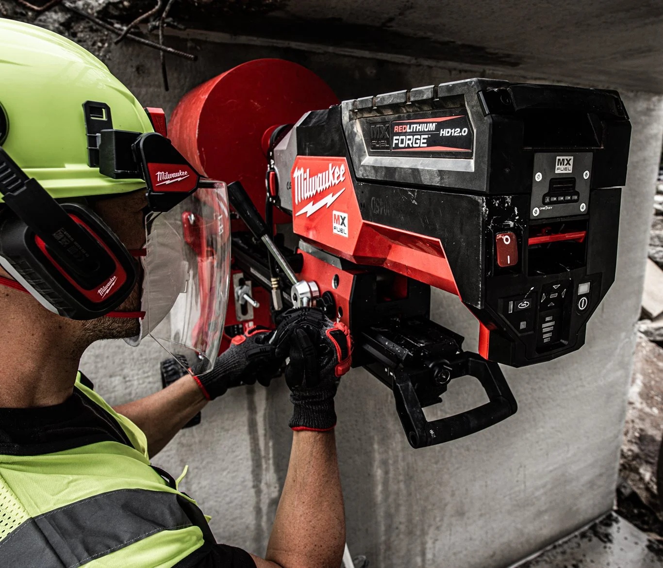Milwaukee MX FUEL – revolúcia v technológii náradia