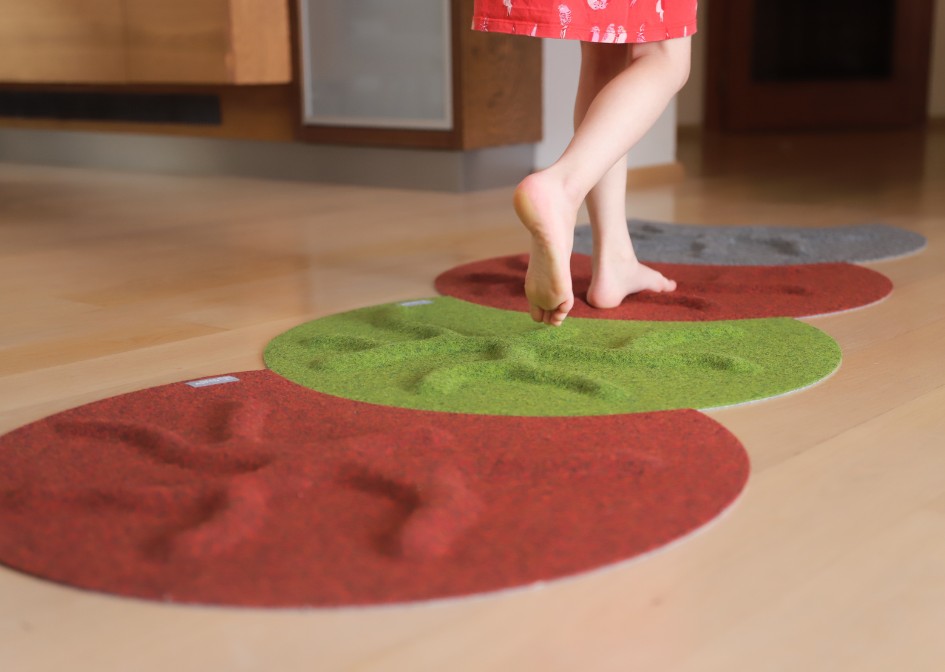 Child Feet on RootyRUG