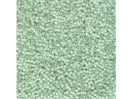 MD 11/0 Opaque Light Mint