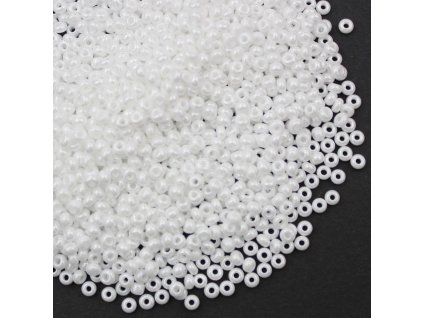 Preciosa rokajl 8/0 bílý s listrem